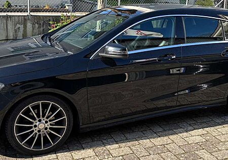 Mercedes-Benz CLA 200 CLA Shooting Brake Shooting Brake 7G-DCT AMG Line