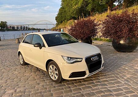 Audi A1 1.2 TFSI Sportback Attraction