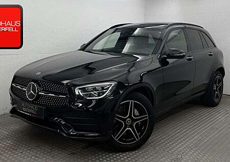 Mercedes-Benz GLC 300 d 4M AMG NIGHT PANO+HUD+MBUX+19Z+DISTRO+