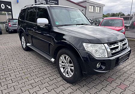 Mitsubishi Pajero 3.2 DI-D Instyle