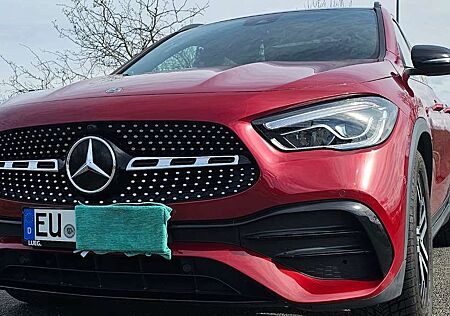 Mercedes-Benz GLA 250 4Matic 8G-DCT EDITION 2022