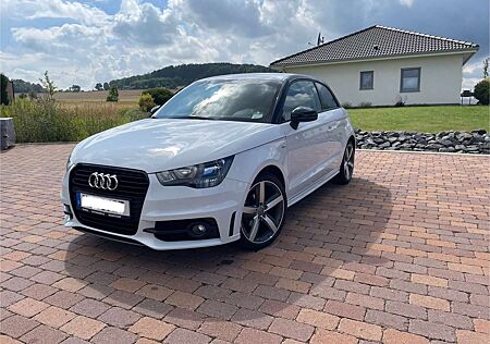 Audi A1 1.2 TFSI S line Sportpaket