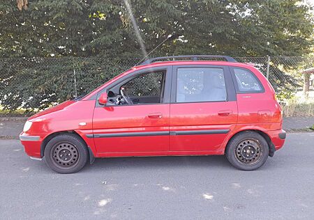 Hyundai Matrix 1.8 GLS. Klimaanlage, AHK.. Guter Zustand.
