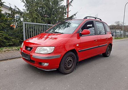 Hyundai Matrix 1.8 GLS. Klimaanlage, AHK.. Guter Zustand.