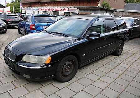 Volvo V70 D5 DPF Summum BiXenon Leder Navigation Standhzg SH