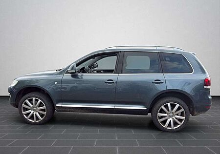 VW Touareg Volkswagen V10 TDI Individual / Exclusive