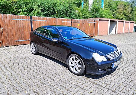 Mercedes-Benz C 200 CDI Sportcoupe DPF Sport Edition