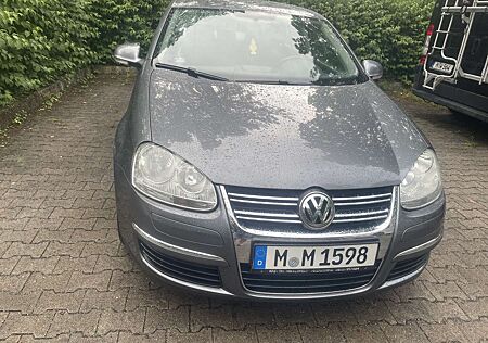 VW Jetta Volkswagen 1.6 Trendline