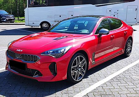 Kia Stinger GT 3.3 T-GDI AWD Vollausstattung Verlours