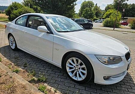 BMW 320i 320 Coupe