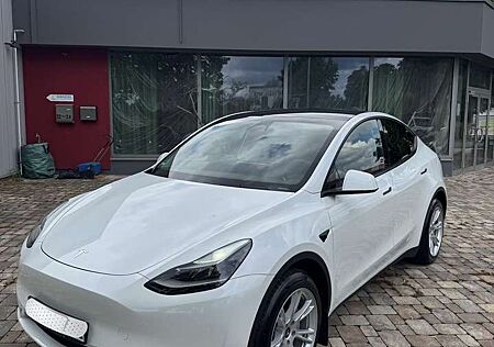 Tesla Model Y Long Range Dual Motor AWD