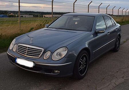 Mercedes-Benz E 350 7G-TRONIC Elegance W211