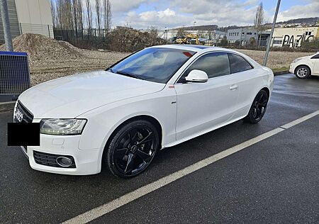 Audi A5 3.0 TDI DPF quattro tiptronic