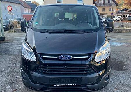 Ford Tourneo Custom 9 sitzer