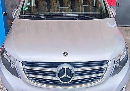 Mercedes-Benz V 200 /220 CDI/d, 250 CDI/BT/d lang (447.813)