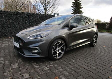 Ford Fiesta 1.5 EcoBoost EU6d-T ST mit STYLING-PAKET