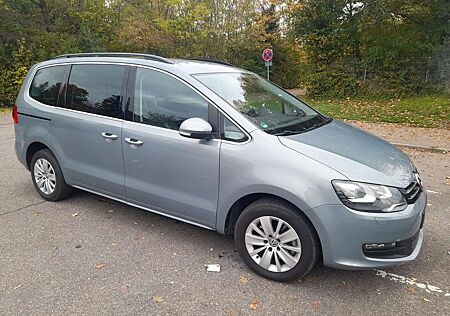 VW Sharan Volkswagen 2.0 TDI DPF BlueMotion United