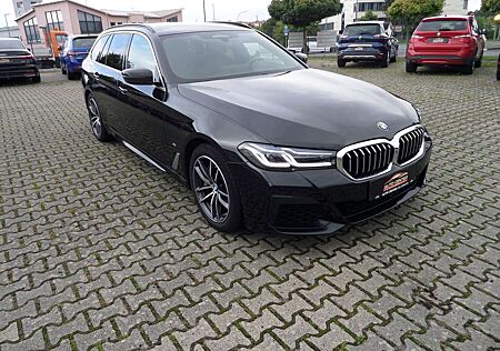 BMW 540 i xDrive M Sportpaket+360°-Cam+Laser+AHK+Leder