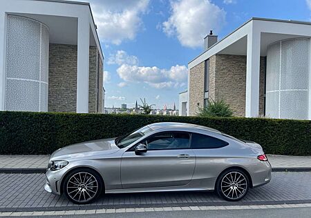 Mercedes-Benz C 300 Coupe 9G-TRONIC AMG Line