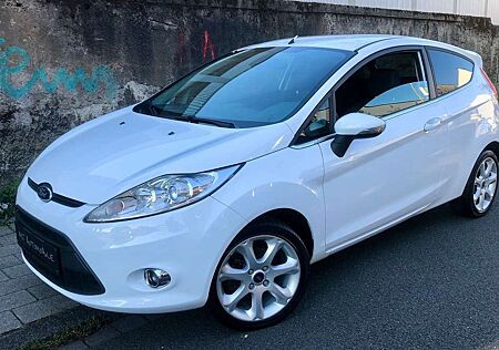 Ford Fiesta Titanium*Klimaautomatik*Alu*E-Fenster*Tüv10/25!