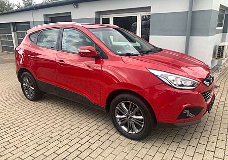 Hyundai ix35 2WD 1,7 CRDi Temp. Shzg PDC Navi BT 99TKM