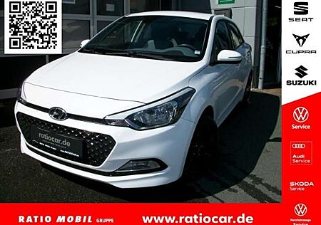 Hyundai i20 1.2 CLASSIC SITZHEIZ. EINPARKH.
