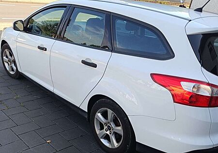 Ford Focus Turnier 1.6 Ti-VCT Trend