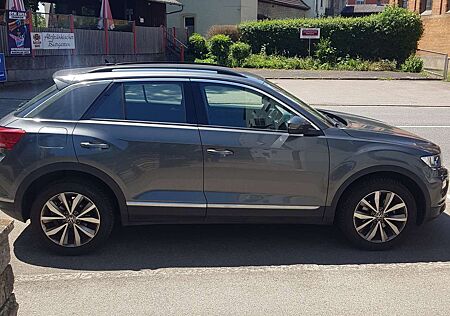 VW T-Roc Volkswagen 1.5 TSI OPF Style
