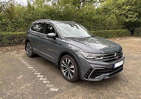 VW Tiguan Volkswagen R-Line 4Motion DSG 4 Motion IQ Matrix Licht AHK