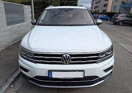 VW Tiguan Allspace Volkswagen 2.0 TDI SCR 4Motion DSG m. allen mögl. Extras