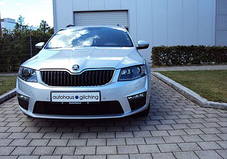 Skoda Octavia Combi RS Navi Kamera 18" Alu 4x SHZ !