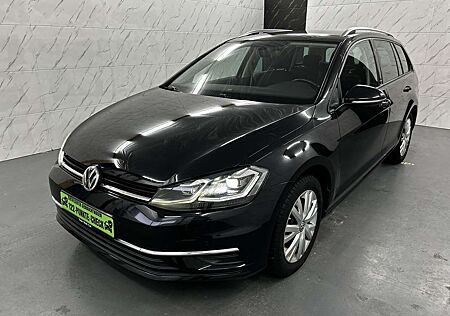 VW Golf Volkswagen DSG+ACC+AHK+LED+NAVI+APP Connect+Multi
