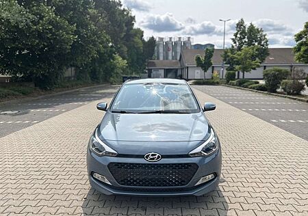 Hyundai i20 1.4 Automatik Style