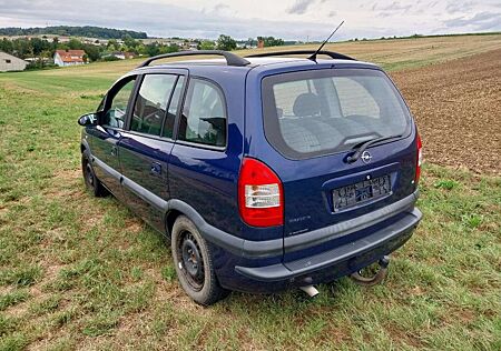 Opel Zafira 1.8Elegance