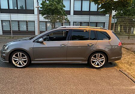 VW Golf Variant Volkswagen Highline BMT