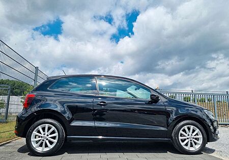 VW Polo Volkswagen V Lounge Aus 1 Hand/Ganzjahresreifen