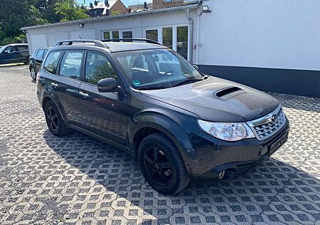 Subaru Forester Exclusive - 2.0 Diesel, 4x4, 8 Reifen