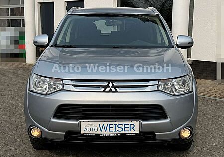 Mitsubishi Outlander Plus 2WD 7-Sitzer