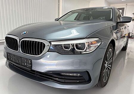 BMW 520 d Touring Sport Line/LED/Navi/Teilleder/18"