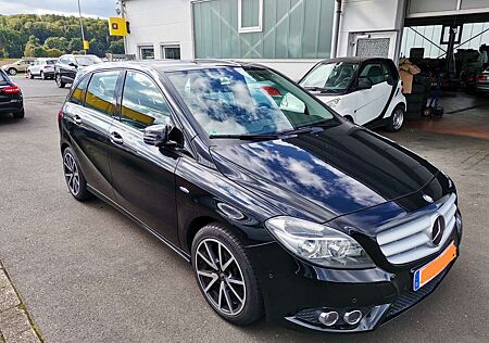 Mercedes-Benz B 180 BlueEFFICIENCY