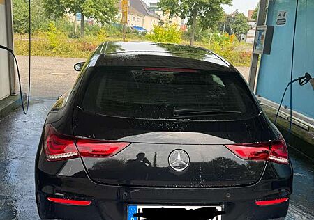 Mercedes-Benz CLA 220 CLA 220D AMG-Line