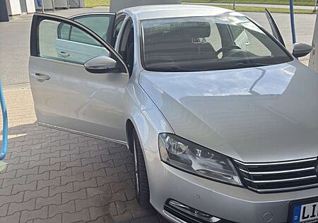 VW Passat Volkswagen Comfortline BlueMotion