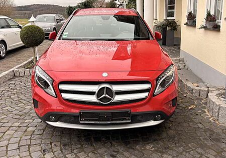 Mercedes-Benz GLA 200 (CDI) d 7G-DCT Style