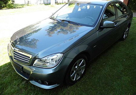 Mercedes-Benz C 180 BlueEFFICIENCY