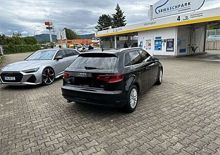 Audi A3 1.6 TDI Limousine (clean diesel) Ambition