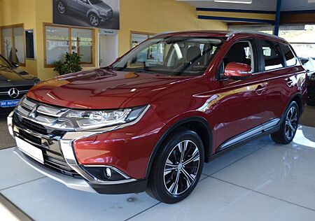 Mitsubishi Outlander Edition 100+ 4WD XENON / NAVI / R-KAM