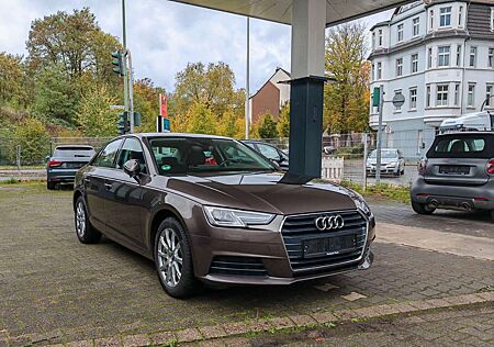 Audi A4 Limo Automatik Virtual Cockpit Xenon Navi PDC