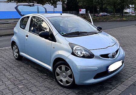 Toyota Aygo +Blue