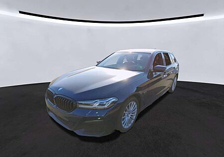 BMW 530 e TOURING M SPORT SHADOW ACC/H&K/HuD/LSR/360°