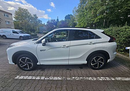 Mitsubishi Eclipse Cross Plug-In Hybrid 4WD Select